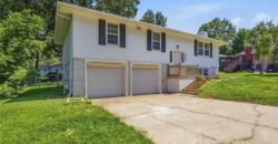 8815 N Grand Avenue, Kansas City, MO 64155