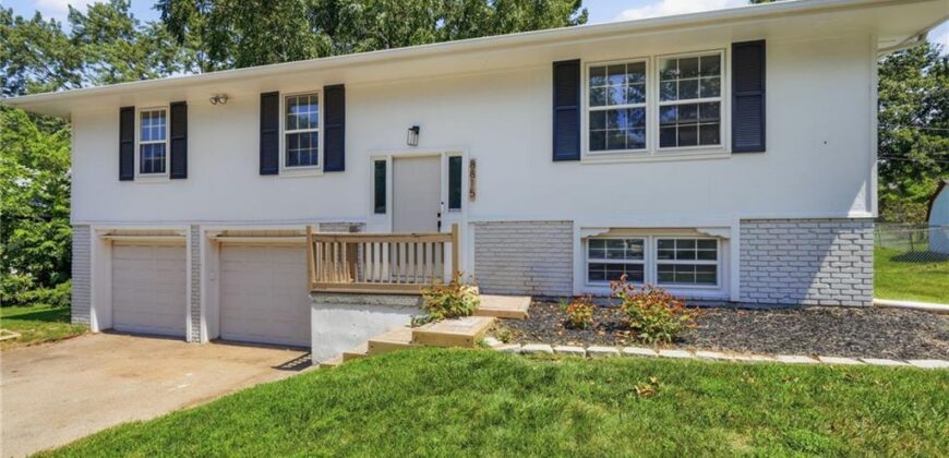 8815 N Grand Avenue, Kansas City, MO 64155