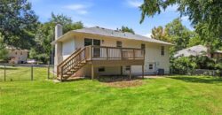 8815 N Grand Avenue, Kansas City, MO 64155
