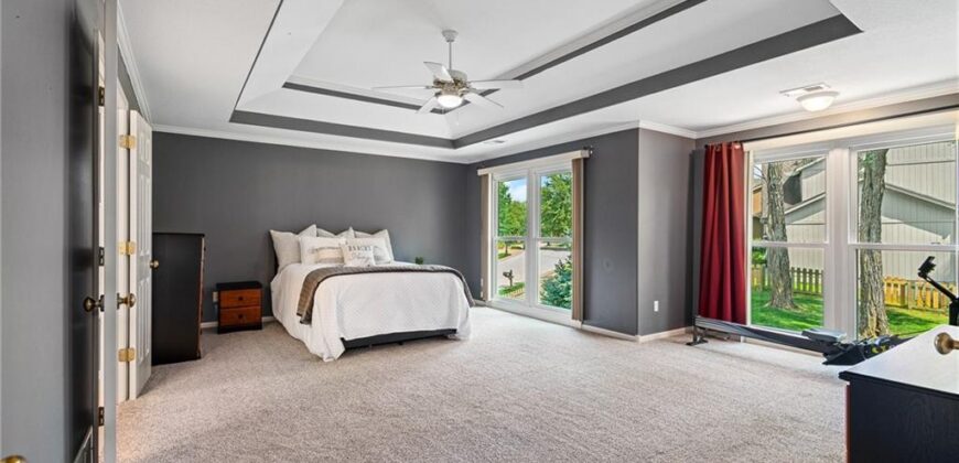 9101 NW 86th Court, Kansas City, MO 64153