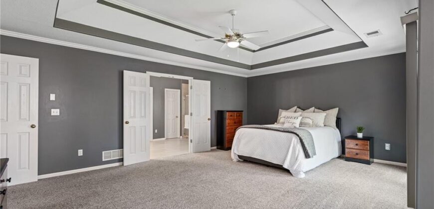 9101 NW 86th Court, Kansas City, MO 64153
