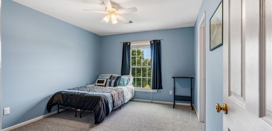 9101 NW 86th Court, Kansas City, MO 64153