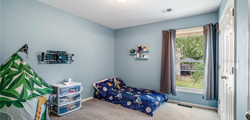 9101 NW 86th Court, Kansas City, MO 64153