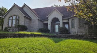 6095 Westwood Court, Parkville, MO 64152