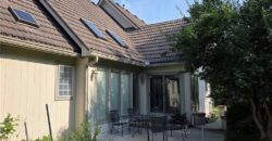 6095 Westwood Court, Parkville, MO 64152