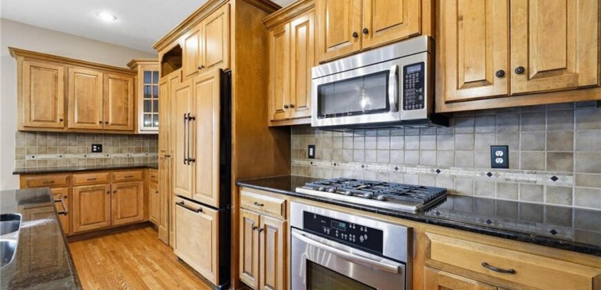 5819 N Liberty Avenue, Kansas City, MO 64118