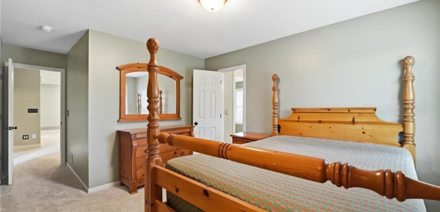 5819 N Liberty Avenue, Kansas City, MO 64118