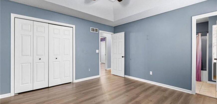 1832 Gates Drive, Platte City, MO 64079