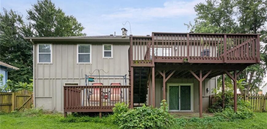 1832 Gates Drive, Platte City, MO 64079