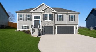 1034 Fir Lane, Liberty, MO 64068