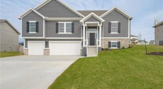 1038 Fir Lane, Liberty, MO 64068