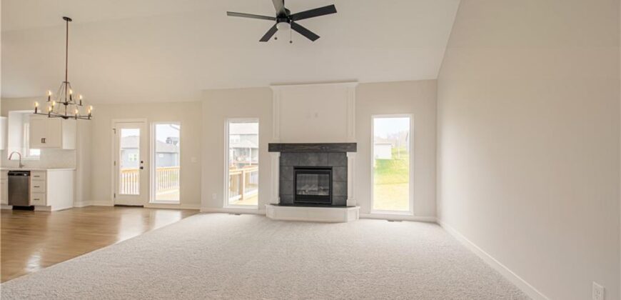 1038 Fir Lane, Liberty, MO 64068