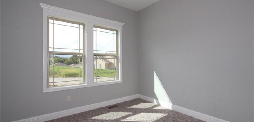 3323 NW 93rd Street, Kansas City, MO 64154