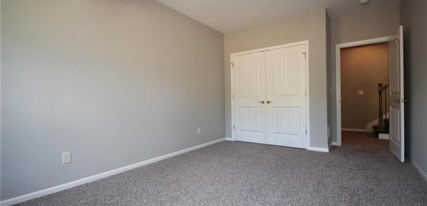 3323 NW 93rd Street, Kansas City, MO 64154