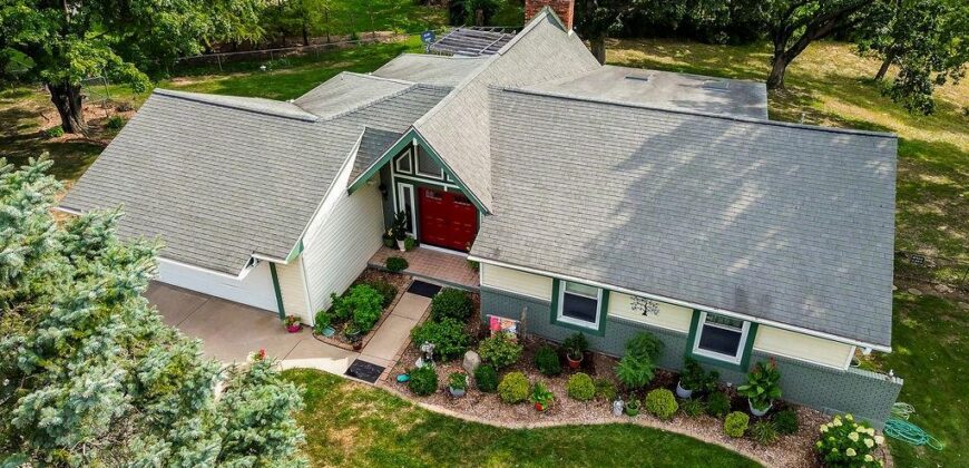 24825 Countryview Drive, Kearney, MO 64060