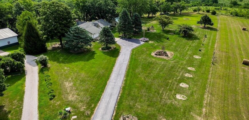 24825 Countryview Drive, Kearney, MO 64060