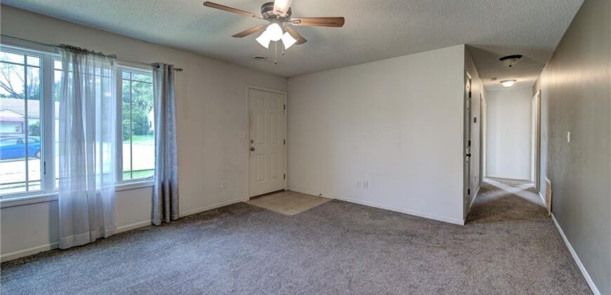 2401 NE 58th Terrace, Kansas City, MO 64118