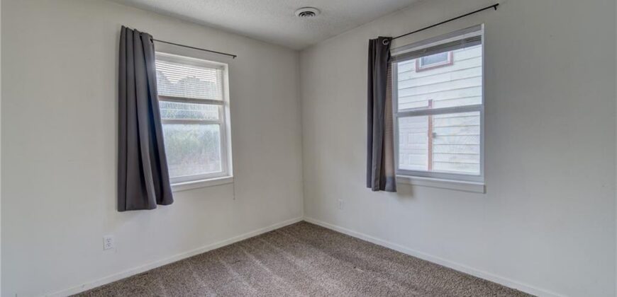 2401 NE 58th Terrace, Kansas City, MO 64118