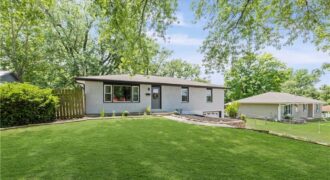 13101 NW Porter Road, Parkville, MO 64152