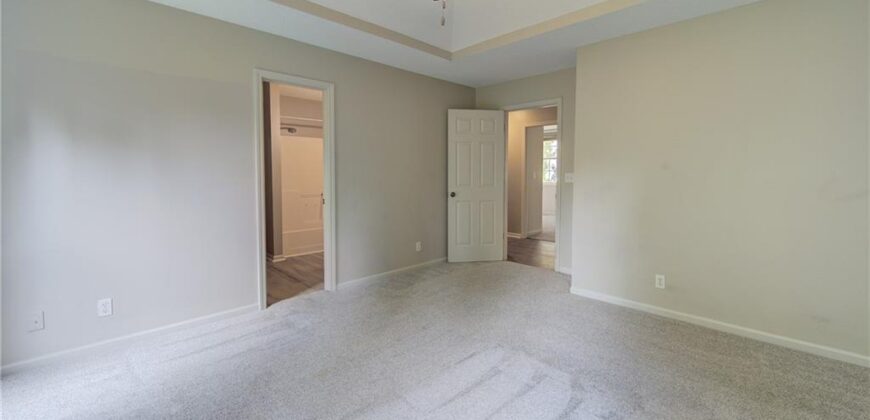 8706 N Carson Avenue, Kansas City, MO 64153