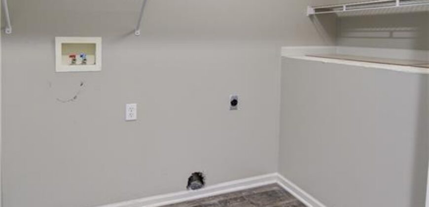 8706 N Carson Avenue, Kansas City, MO 64153