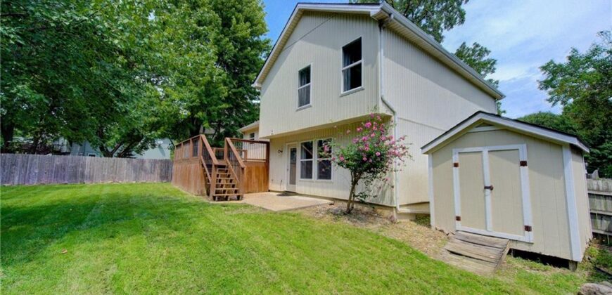 8706 N Carson Avenue, Kansas City, MO 64153