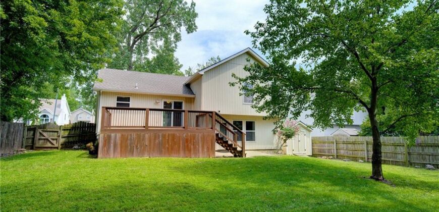 8706 N Carson Avenue, Kansas City, MO 64153