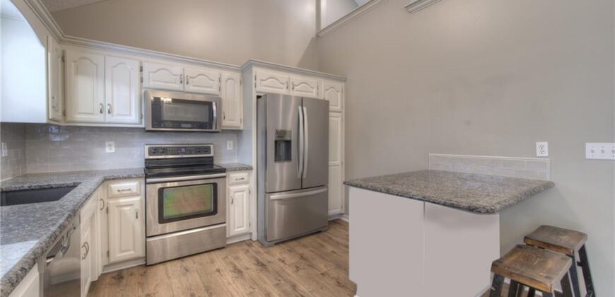 8706 N Carson Avenue, Kansas City, MO 64153