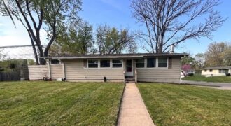 6904 NW Belvidere Parkway, Kansas City, MO 64152