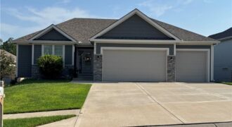 8615 NW 74th Terrace, Kansas City, MO 64152