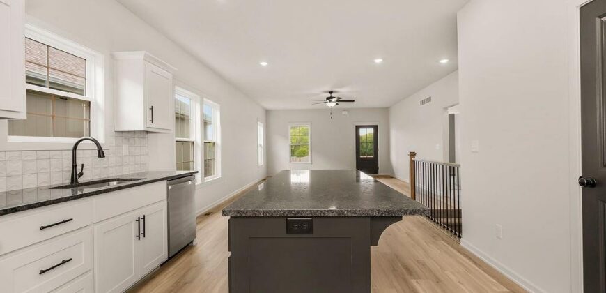 1600 Cottonwood Creek Avenue, Kearney, MO 64060
