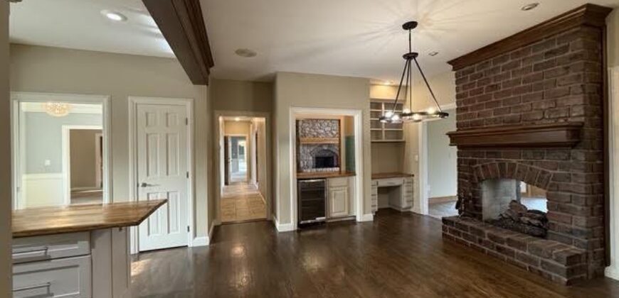 6807 Cedar Bend N/A, Kansas City, MO 64152
