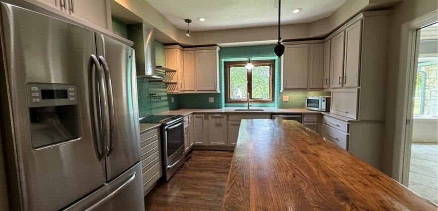6807 Cedar Bend N/A, Kansas City, MO 64152