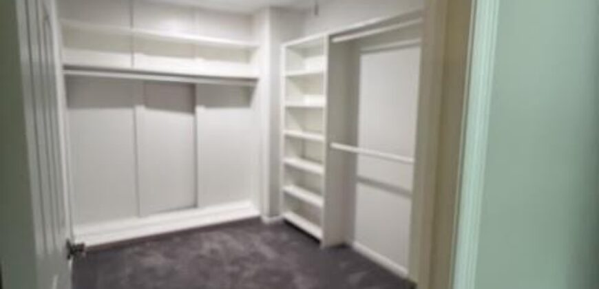 6807 Cedar Bend N/A, Kansas City, MO 64152