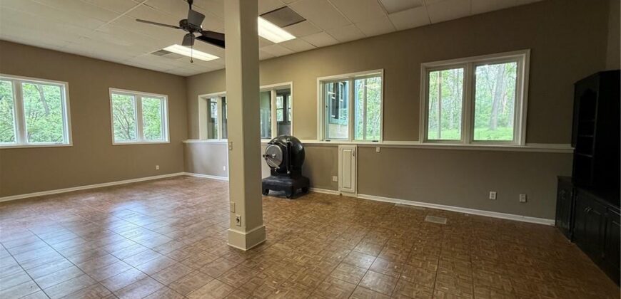 6807 Cedar Bend N/A, Kansas City, MO 64152