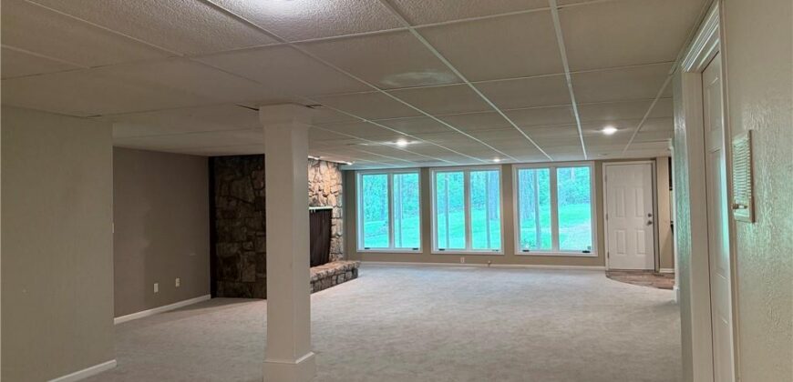 6807 Cedar Bend N/A, Kansas City, MO 64152