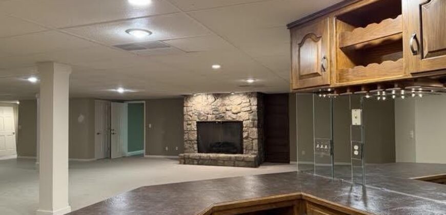 6807 Cedar Bend N/A, Kansas City, MO 64152