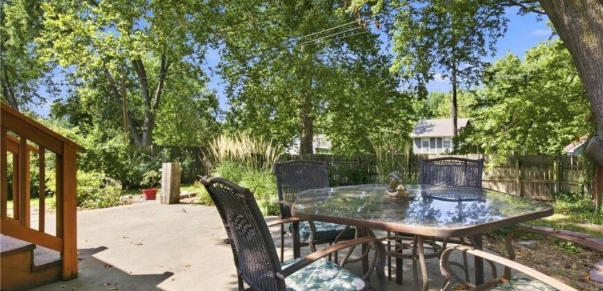110 Groom Street, Liberty, MO 64068