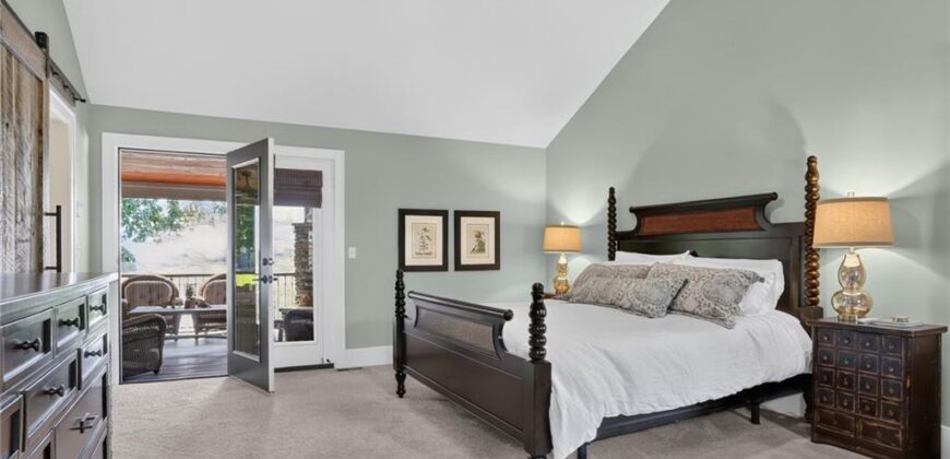 7400 NW Whipple Lane, Weatherby Lake, MO 64152