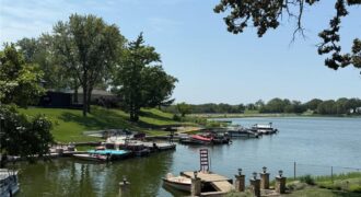7400 NW Whipple Lane, Weatherby Lake, MO 64152