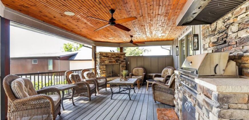 7400 NW Whipple Lane, Weatherby Lake, MO 64152