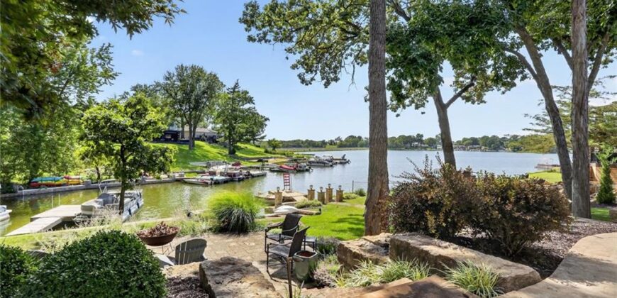 7400 NW Whipple Lane, Weatherby Lake, MO 64152