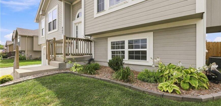 407 NE 192nd Terrace, Smithville, MO 64089