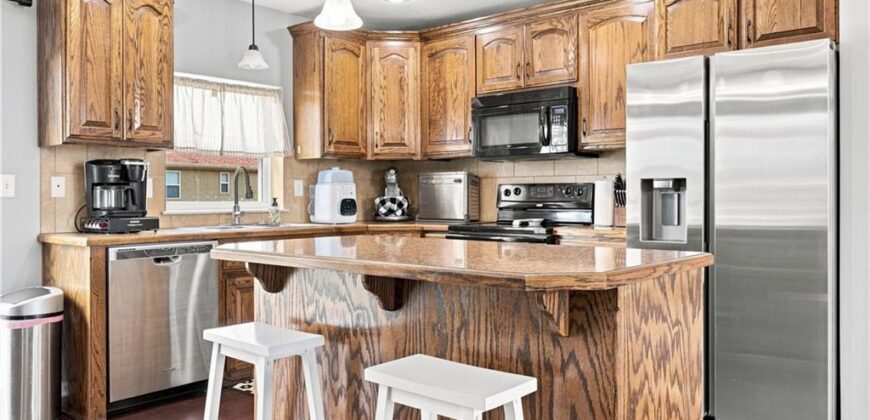 407 NE 192nd Terrace, Smithville, MO 64089
