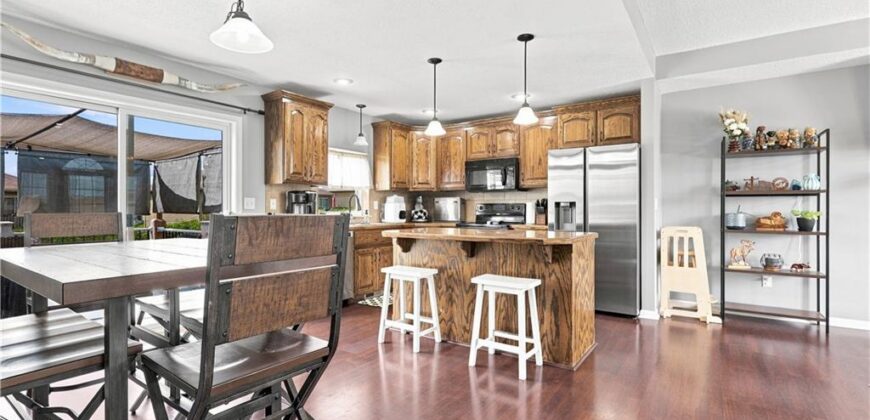 407 NE 192nd Terrace, Smithville, MO 64089