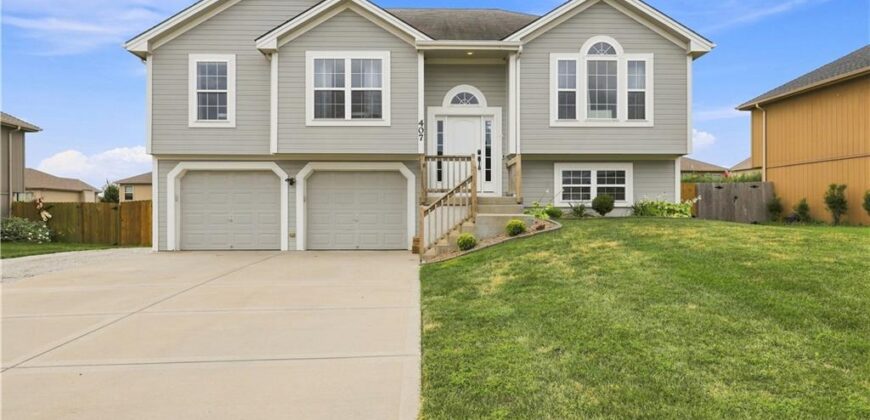 407 NE 192nd Terrace, Smithville, MO 64089