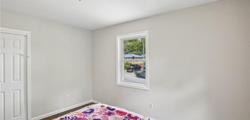 5104 N Smalley Avenue, Kansas City, MO 64119