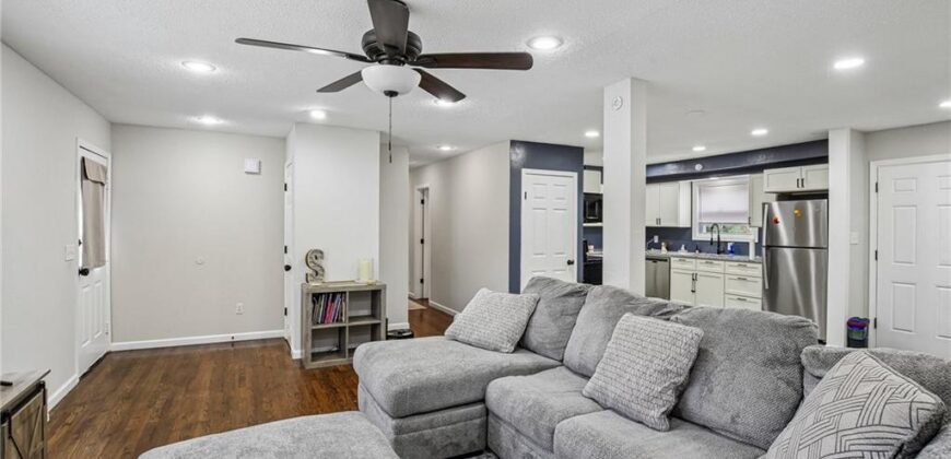 5104 N Smalley Avenue, Kansas City, MO 64119