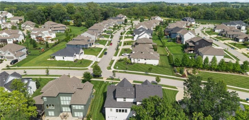 1788 Homestead Drive, Liberty, MO 64068