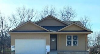 103 Highland Drive, Smithville, MO 64089